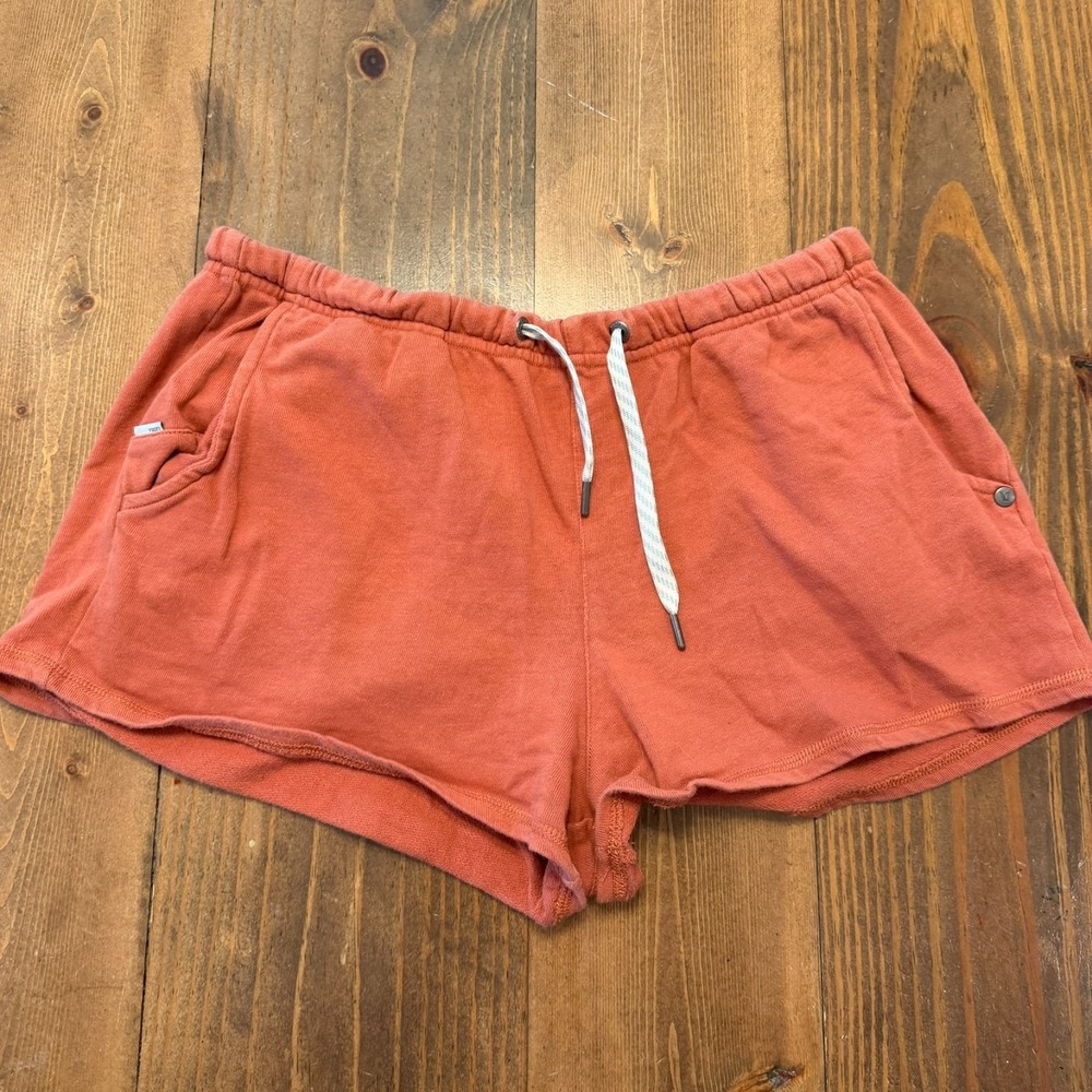 Vuori Sunnyside Short Womens Small Orange VW380 Pima Cotton 2" Inseam Comfort